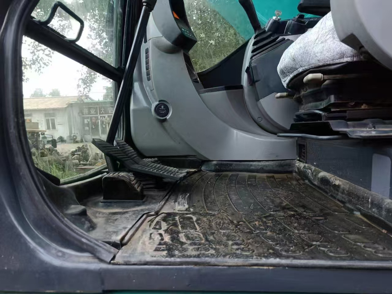 Kobelco SK200 - Excavadora de cadenas: foto 3 Kobelco SK200 - Excavadora de cadenas: foto 3