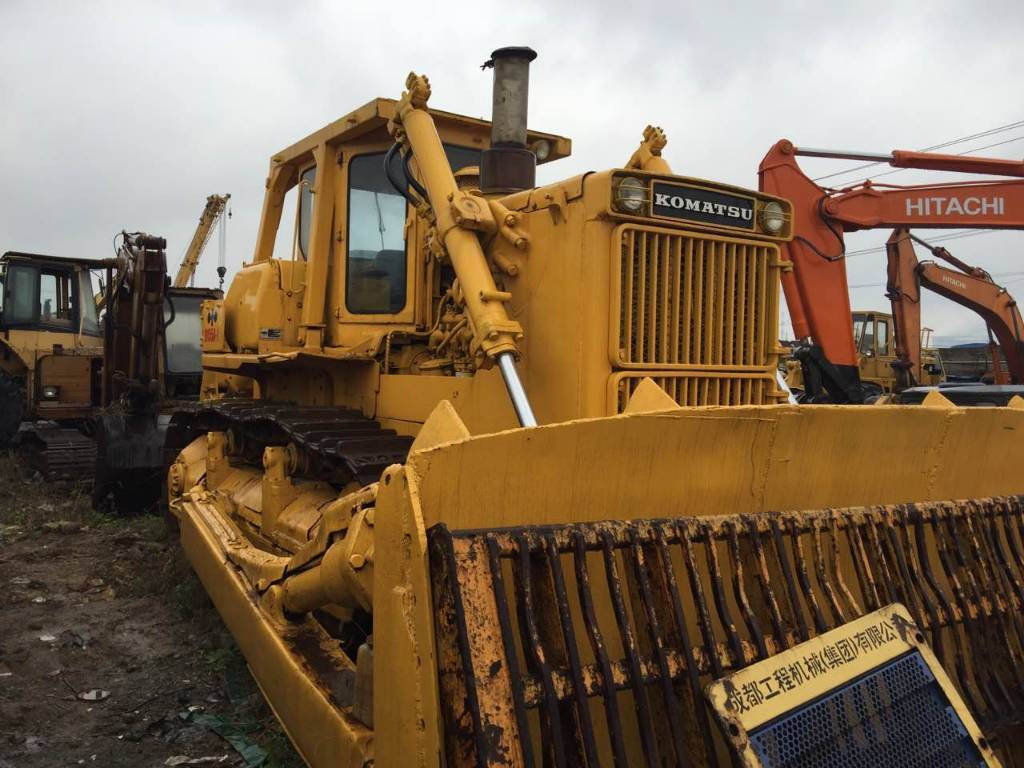 Komatsu D 155 A-1 - Bulldozer: foto 1 Komatsu D 155 A-1 - Bulldozer: foto 1