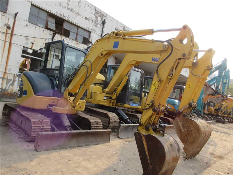 Komatsu PC40 - Miniexcavadora: foto 1 Komatsu PC40 - Miniexcavadora: foto 1