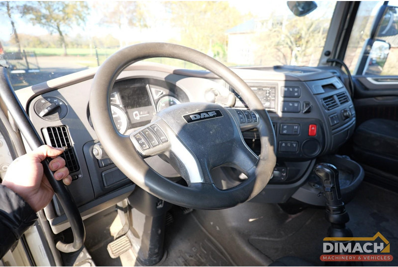 Cabeza tractora DAF XF 530 FTG Daf 6x2 XF 530 trekker - euro 6 lage kilometer: foto 14