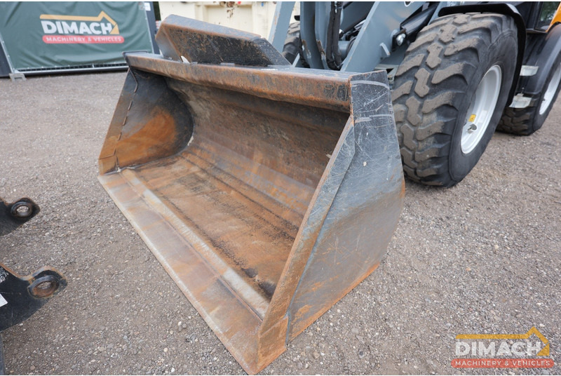 Giant G5000 - Cargadora de ruedas: foto 5 Giant G5000 - Cargadora de ruedas: foto 5