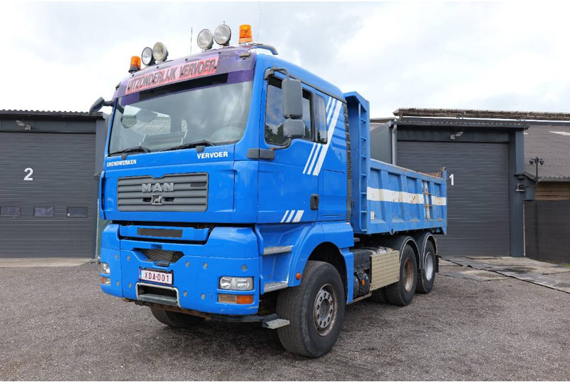 MAN TGA 26.440 6x4 kipper - fifth wheel - euro4 - Camión volquete: foto 1 MAN TGA 26.440 6x4 kipper - fifth wheel - euro4 - Camión volquete: foto 1