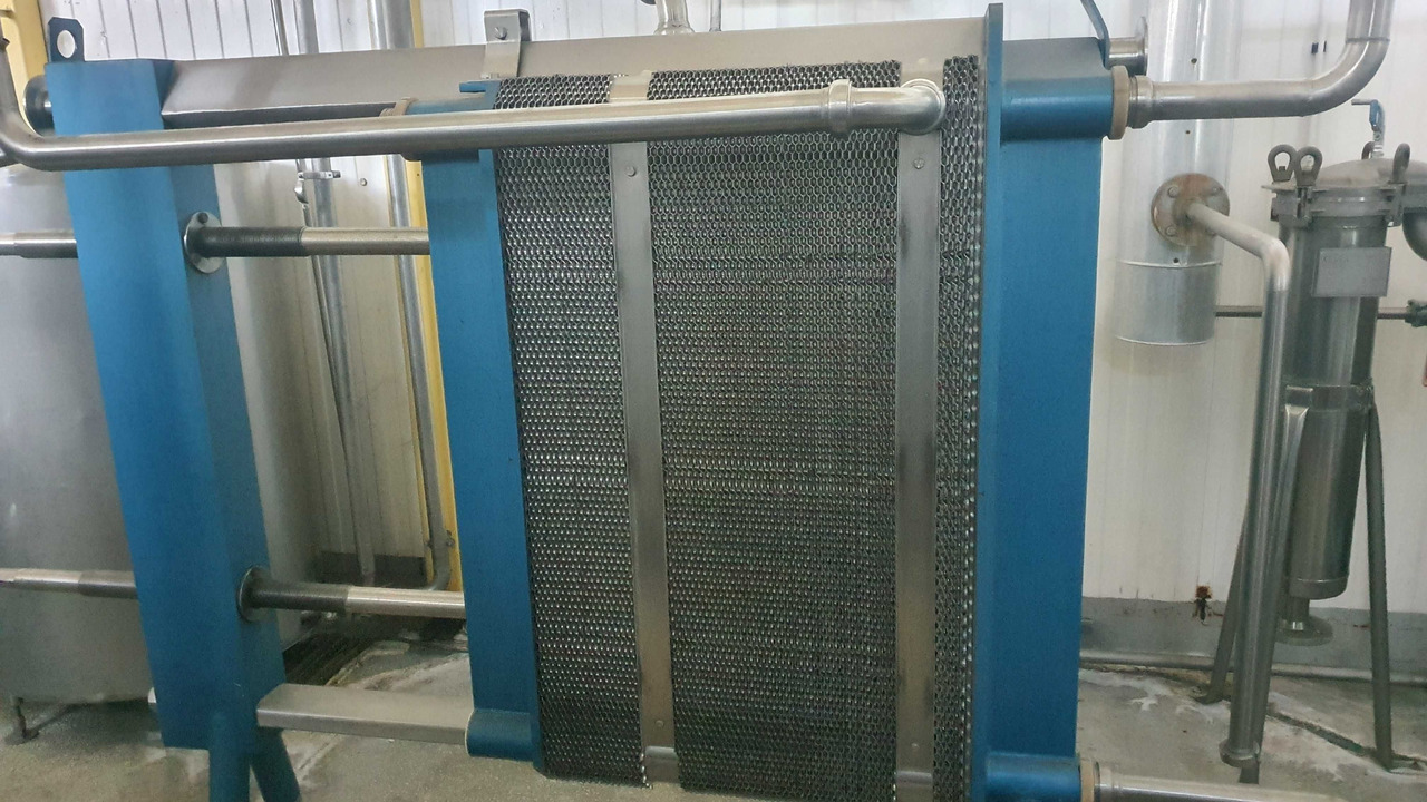 Wymiennik ciepła Spomasz Bełężyce 3500 l/h 10.000 zł + 23% VAT - Calefactor de construcción: foto 1 Wymiennik ciepła Spomasz Bełężyce 3500 l/h 10.000 zł + 23% VAT - Calefactor de construcción: foto 1