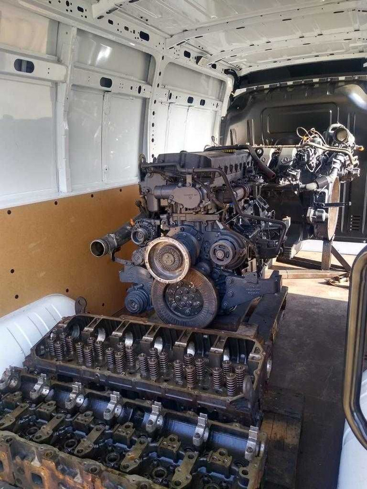 Silnik Iveco Cursor 13 CASE NEW HOLLAND CNH E5 EURO5 - Motor: foto 1 Silnik Iveco Cursor 13 CASE NEW HOLLAND CNH E5 EURO5 - Motor: foto 1