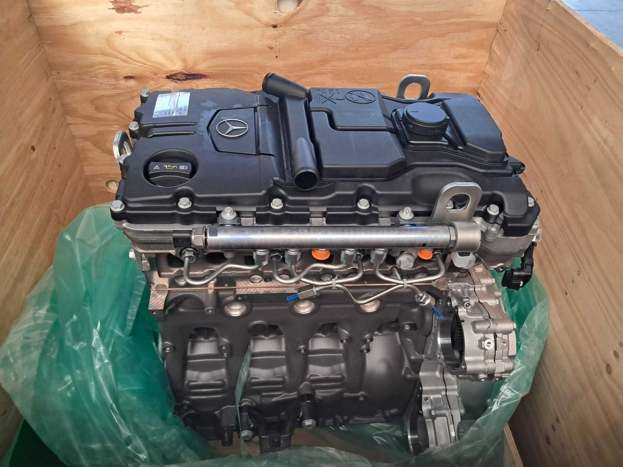 Silnik do Mercedes om 934.976 MTU Ropa Bell Deutz. - Motor: foto 1 Silnik do Mercedes om 934.976 MTU Ropa Bell Deutz. - Motor: foto 1