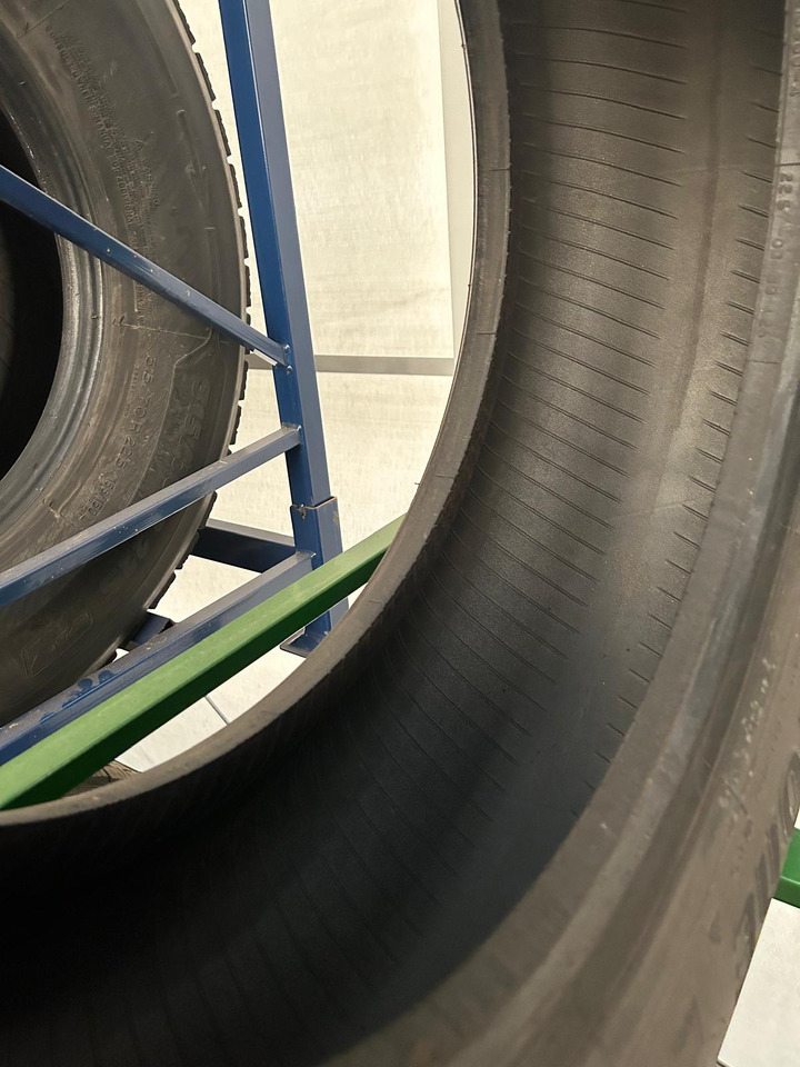 MICHELIN - Neumático para Remolque: foto 5 MICHELIN - Neumático para Remolque: foto 5