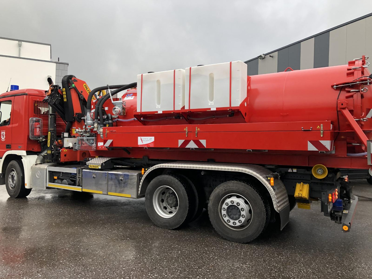 Abrollcontainer 10m³ Feuerwehr Wassertank - Contenedor de gancho: foto 1 Abrollcontainer 10m³ Feuerwehr Wassertank - Contenedor de gancho: foto 1