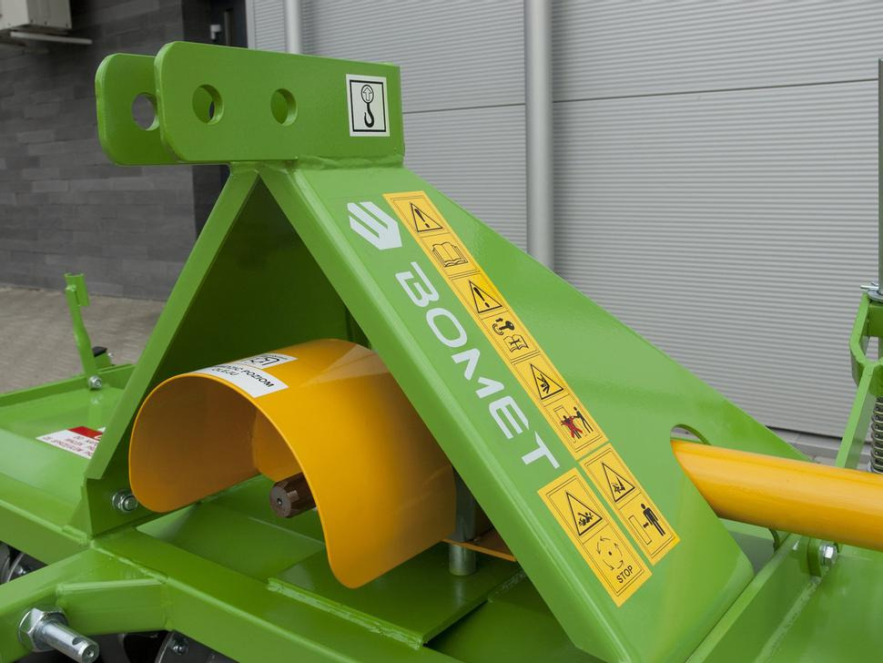 Bomet Bodenfräsen / Rotary tiller / Rotavator / Vangatrice / Rastrillo / Культиватор / Glebogryzarka 2 m - Rotocultivador: foto 4 Bomet Bodenfräsen / Rotary tiller / Rotavator / Vangatrice / Rastrillo / Культиватор / Glebogryzarka 2 m - Rotocultivador: foto 4