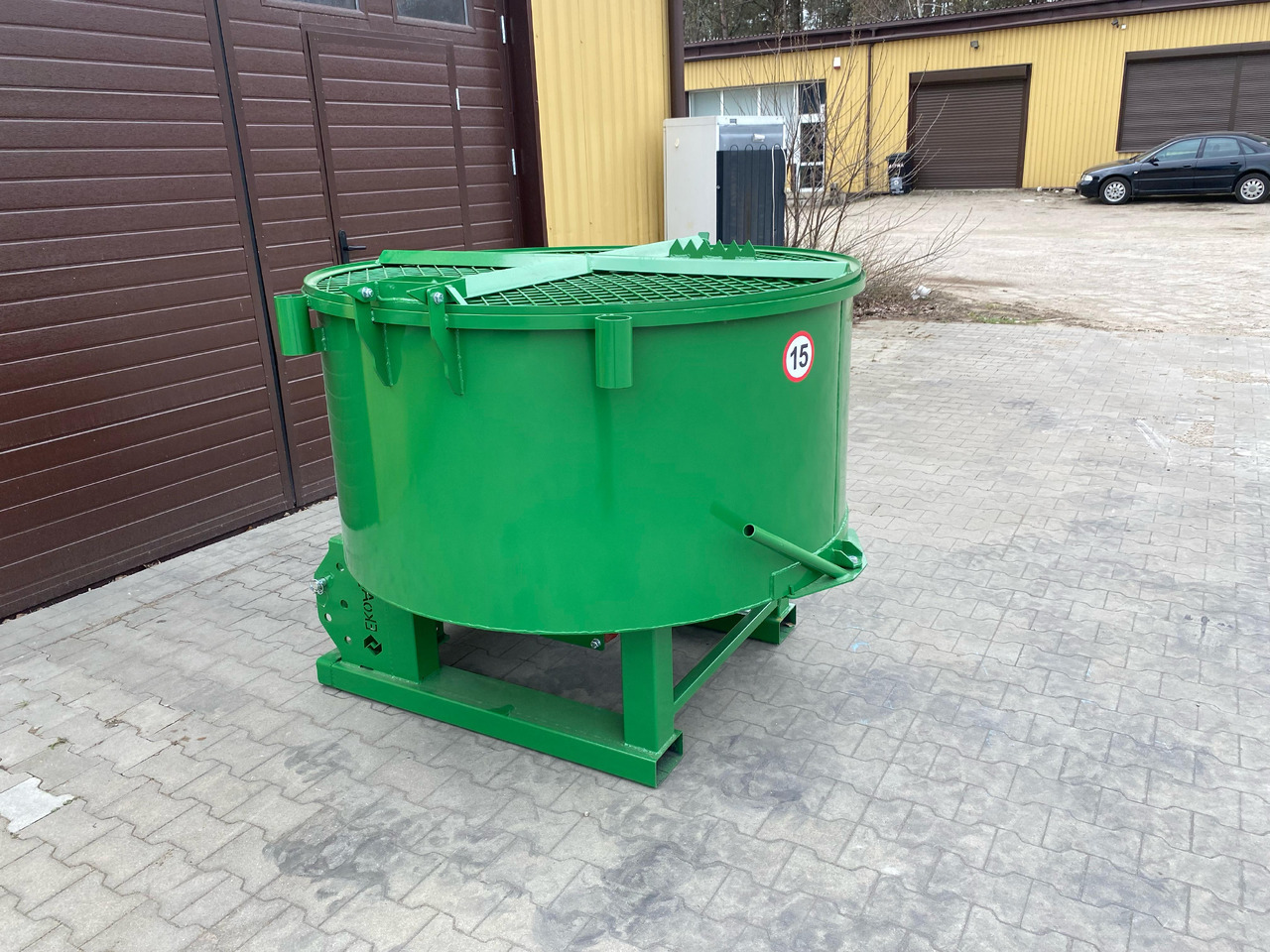 Hormigonera nuevo DC Betonmischer / Hydraulic concrete mixer / Malaxeur à béton hydraulique / Betoniera / Бетономешалка с гидравлическим приводом / Betoniarka hydrauliczna 800 l: foto 19 Hormigonera nuevo DC Betonmischer / Hydraulic concrete mixer / Malaxeur à béton hydraulique / Betoniera / Бетономешалка с гидравлическим приводом / Betoniarka hydrauliczna 800 l: foto 19