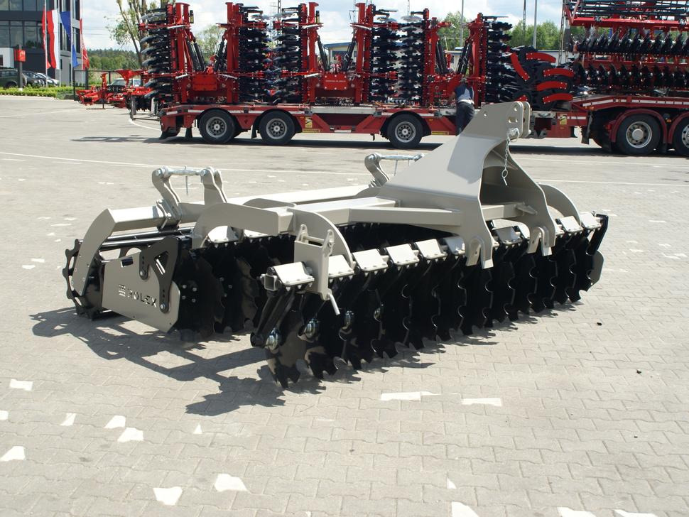 ROLEX Scheibenegge / Disc harrow / Dechaumeur à disques / Erpice a dischi / Дисковая борона / Brona talerzowa 3 m - Rastras: foto 5 ROLEX Scheibenegge / Disc harrow / Dechaumeur à disques / Erpice a dischi / Дисковая борона / Brona talerzowa 3 m - Rastras: foto 5