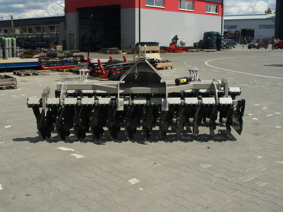 ROLEX Scheibenegge / Disc harrow / Dechaumeur à disques / Erpice a dischi / Дисковая борона / Brona talerzowa 3 m - Rastras: foto 3 ROLEX Scheibenegge / Disc harrow / Dechaumeur à disques / Erpice a dischi / Дисковая борона / Brona talerzowa 3 m - Rastras: foto 3