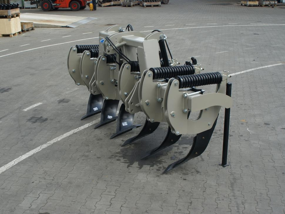 ROLEX Tiefenlockerer / Subsoiler / Décompacteur / Dissodatori / Subsolador / Глубокорыхлитель / Głębosz 3 m - Subsolador: foto 3 ROLEX Tiefenlockerer / Subsoiler / Décompacteur / Dissodatori / Subsolador / Глубокорыхлитель / Głębosz 3 m - Subsolador: foto 3