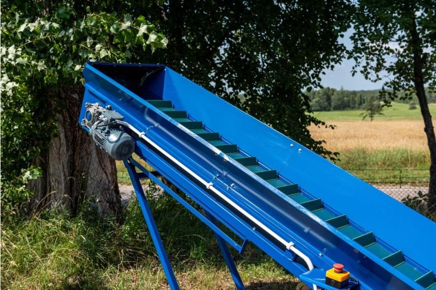 ROLMET Förderband / Belt conveyor / Convoyeur à tapis / Przenośnik taśmowy / Trasportatore a nastro / Конвейер ленточный / Przenośnik taśmowy PT - 1/3R - Cinta transportadora: foto 5 ROLMET Förderband / Belt conveyor / Convoyeur à tapis / Przenośnik taśmowy / Trasportatore a nastro / Конвейер ленточный / Przenośnik taśmowy PT - 1/3R - Cinta transportadora: foto 5