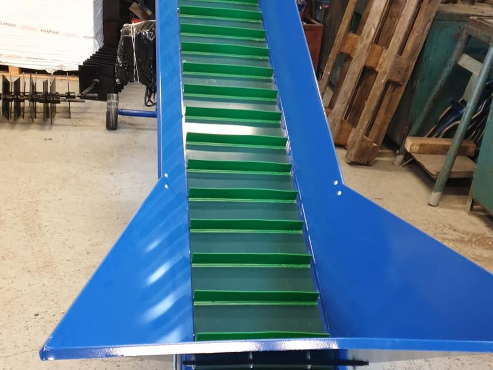 ROLMET Förderband / Belt conveyor / Convoyeur à tapis / Przenośnik taśmowy / Trasportatore a nastro / Конвейер ленточный / Przenośnik taśmowy PT - 1/3R - Cinta transportadora: foto 3 ROLMET Förderband / Belt conveyor / Convoyeur à tapis / Przenośnik taśmowy / Trasportatore a nastro / Конвейер ленточный / Przenośnik taśmowy PT - 1/3R - Cinta transportadora: foto 3
