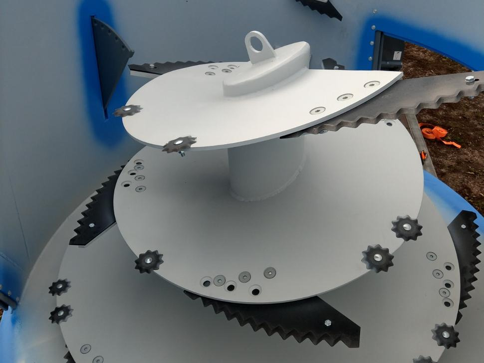 Leasing para ZAMET Futtermischwagen / Feed mixer / Melangeuse / Carro miscelatore / Vagoneta de alimentación / Кормораздатчик / Wóz paszowy 7-12 m3 ZAMET Futtermischwagen / Feed mixer / Melangeuse / Carro miscelatore / Vagoneta de alimentación / Кормораздатчик / Wóz paszowy 7-12 m3: foto 10 Leasing para ZAMET Futtermischwagen / Feed mixer / Melangeuse / Carro miscelatore / Vagoneta de alimentación / Кормораздатчик / Wóz paszowy 7-12 m3 ZAMET Futtermischwagen / Feed mixer / Melangeuse / Carro miscelatore / Vagoneta de alimentación / Кормораздатчик / Wóz paszowy 7-12 m3: foto 10