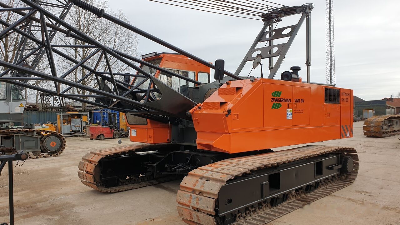 Hitachi KH 125-3 - Grúa sobre orugas: foto 2 Hitachi KH 125-3 - Grúa sobre orugas: foto 2