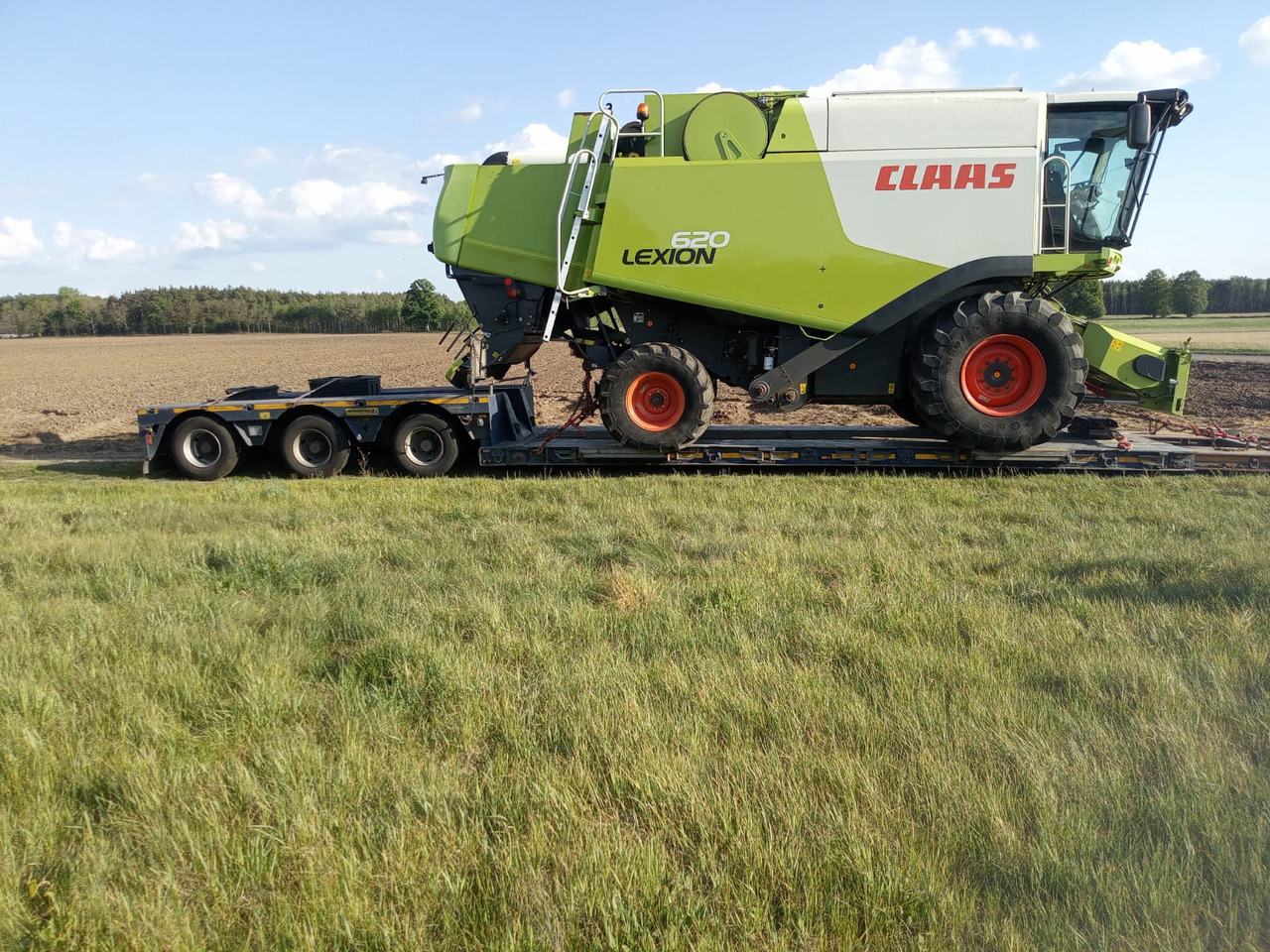 CLAAS Lexion 620 - Cosechadora de granos: foto 2 CLAAS Lexion 620 - Cosechadora de granos: foto 2