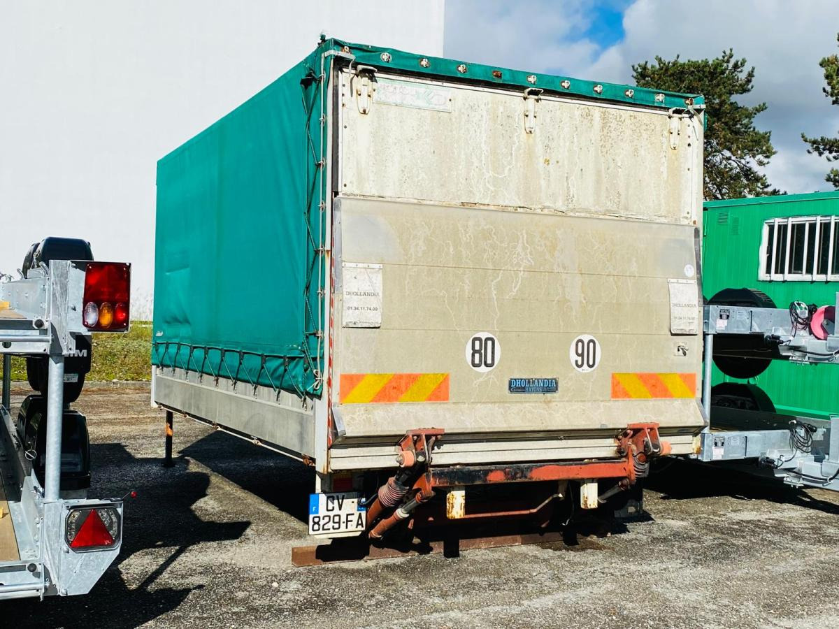 CAISSE SUR BERCE AVEC HAYON - Toldo carrocería: foto 4 CAISSE SUR BERCE AVEC HAYON - Toldo carrocería: foto 4