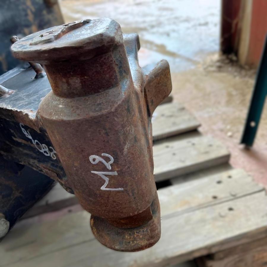 FURUKAWA FX55 BRH Marteau Hydraulique - Martillo hidráulico: foto 4 FURUKAWA FX55 BRH Marteau Hydraulique - Martillo hidráulico: foto 4