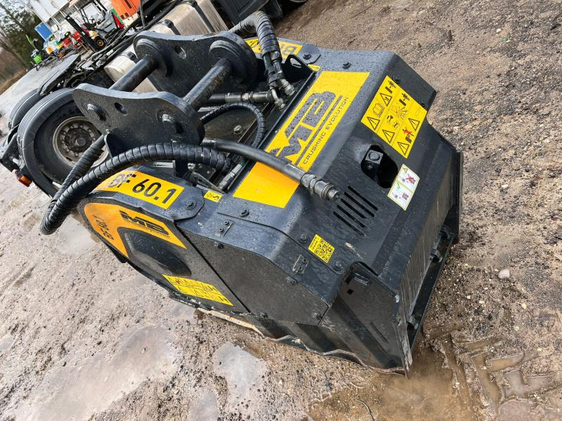 Godet concasseur MB BF60 pour pelle de 10t à 20t (Net de TVA) - Cazo para excavadora: foto 5 Godet concasseur MB BF60 pour pelle de 10t à 20t (Net de TVA) - Cazo para excavadora: foto 5