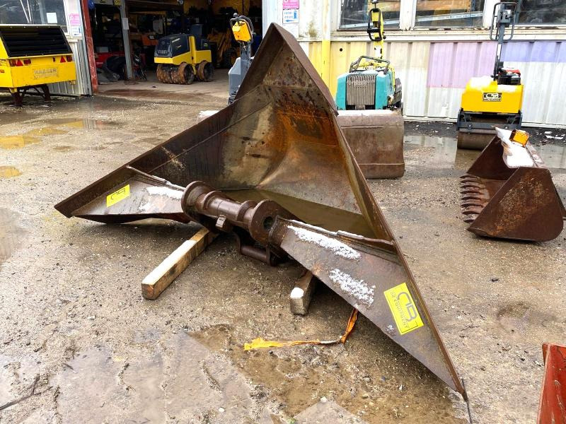 Godet trapèze attache Morin M6 - Cazo para excavadora para Maquinaria de construcción: foto 3 Godet trapèze attache Morin M6 - Cazo para excavadora para Maquinaria de construcción: foto 3