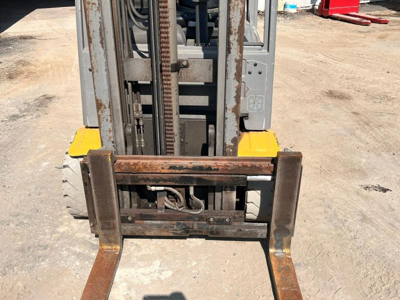 Jungheinrich EFG318 400ZZ Chariot élévateur électrique 1,8T - Carretilla elevadora eléctrica: foto 5 Jungheinrich EFG318 400ZZ Chariot élévateur électrique 1,8T - Carretilla elevadora eléctrica: foto 5