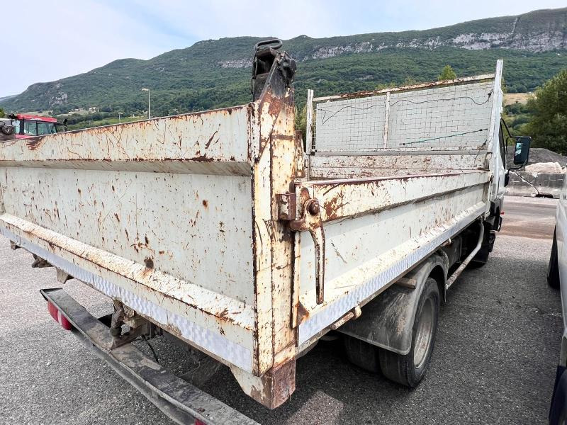 Mitsubishi Canter FB634 D CAMION BENNE (NET DE TVA) - Furgoneta basculante: foto 5 Mitsubishi Canter FB634 D CAMION BENNE (NET DE TVA) - Furgoneta basculante: foto 5