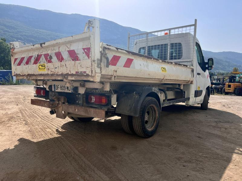 Renault Master TRIBENNE 2,3L DCI 125CV - Camión volquete: foto 4 Renault Master TRIBENNE 2,3L DCI 125CV - Camión volquete: foto 4
