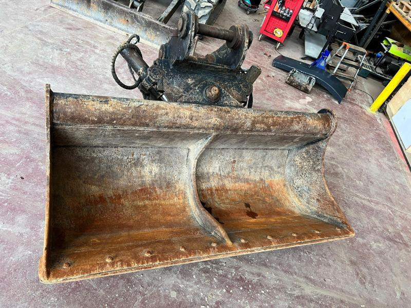 THIERE GODET CURAGE INCLINABLE TILT POUR PELLE DE 20T - Cazo para excavadora para Maquinaria de construcción: foto 2 THIERE GODET CURAGE INCLINABLE TILT POUR PELLE DE 20T - Cazo para excavadora para Maquinaria de construcción: foto 2