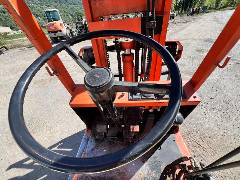 Toyota FN700 Chariot élévateur à gaz 700Kg - Carretilla elevadora de gas: foto 5 Toyota FN700 Chariot élévateur à gaz 700Kg - Carretilla elevadora de gas: foto 5