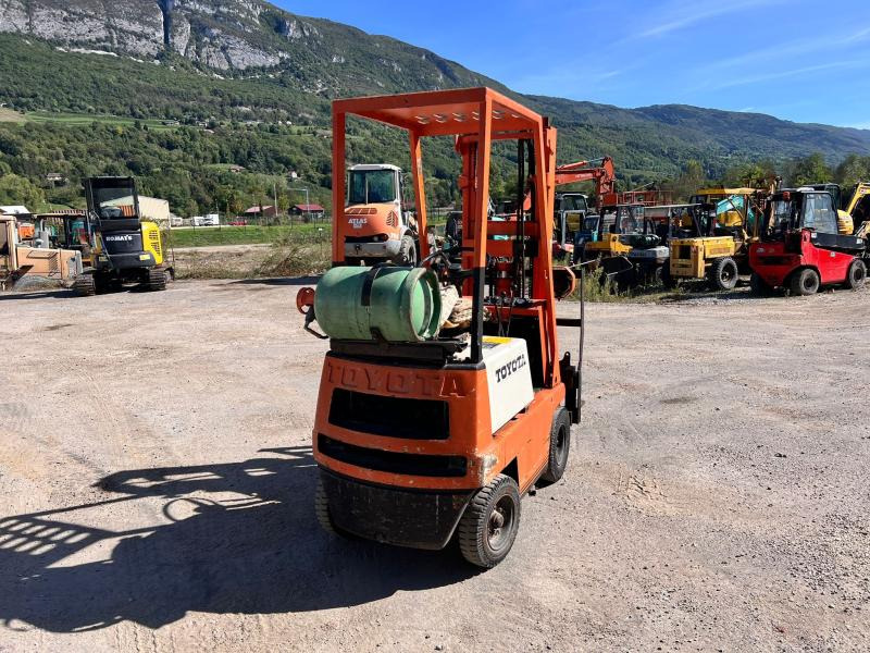 Toyota FN700 Chariot élévateur à gaz 700Kg - Carretilla elevadora de gas: foto 4 Toyota FN700 Chariot élévateur à gaz 700Kg - Carretilla elevadora de gas: foto 4