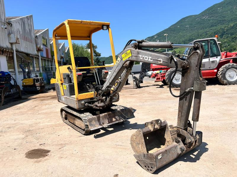 Volvo EC15 B XT MINIPELLE 1,5T - Miniexcavadora: foto 4 Volvo EC15 B XT MINIPELLE 1,5T - Miniexcavadora: foto 4
