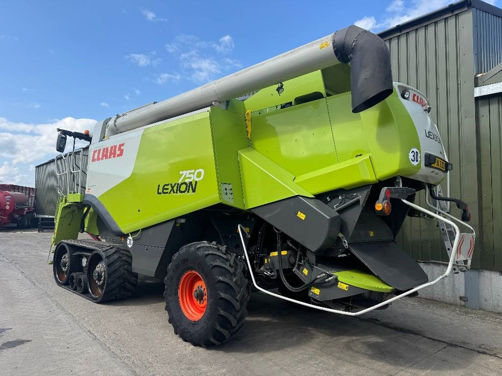 Claas Lexion 750TT APS Hybrid c/w V900 Header - Cosechadora de granos: foto 2 Claas Lexion 750TT APS Hybrid c/w V900 Header - Cosechadora de granos: foto 2