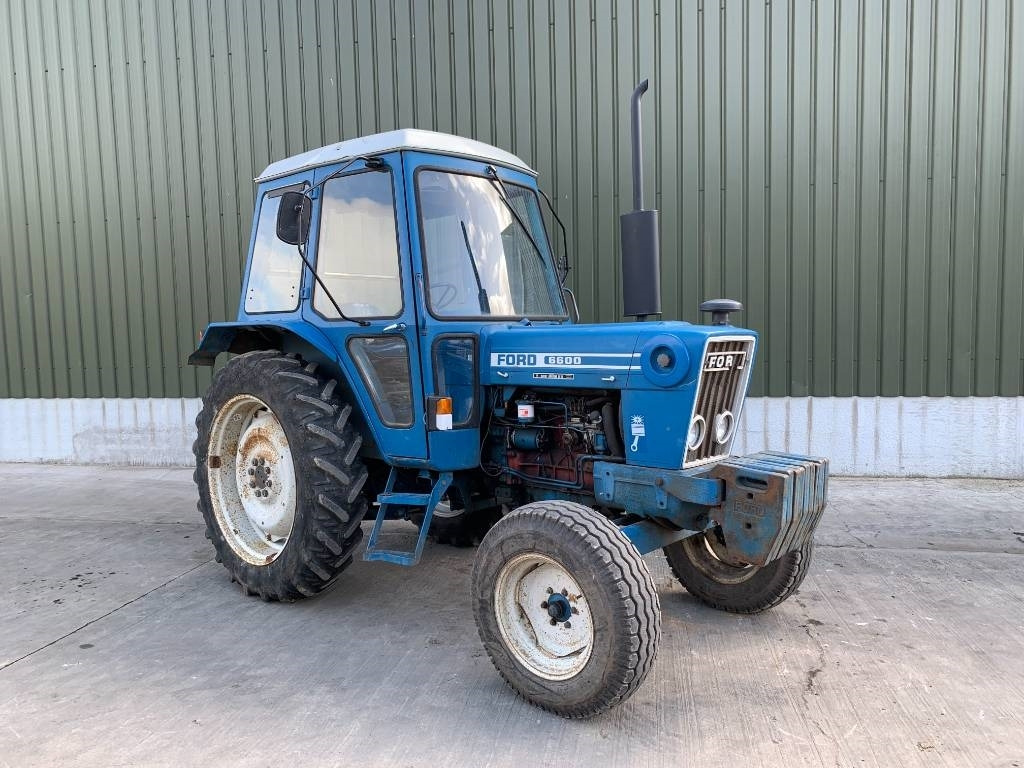 Tractor Ford 6600: foto 1