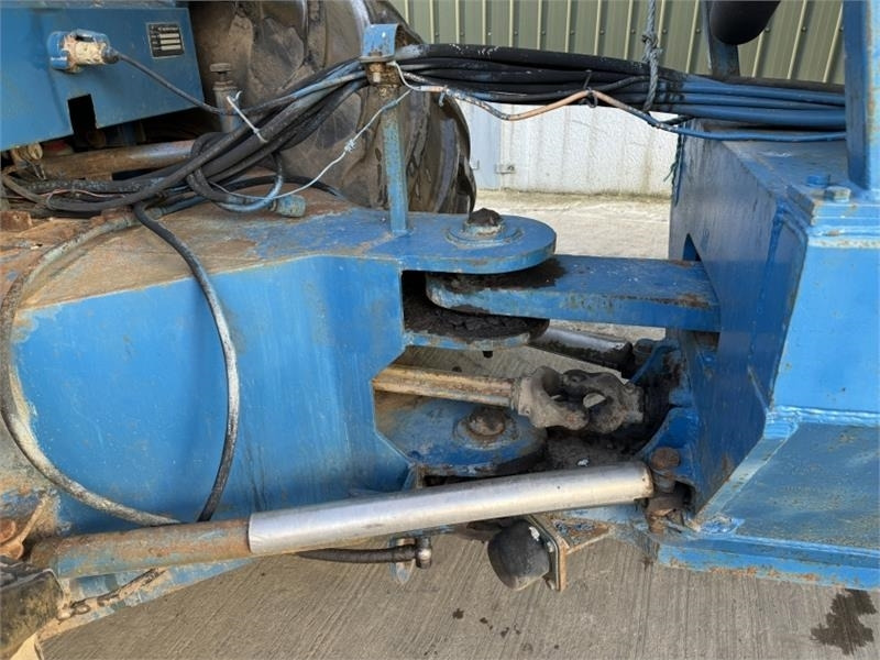 Tractor Ford 8210 Self Propelled Gravel Cart: foto 10