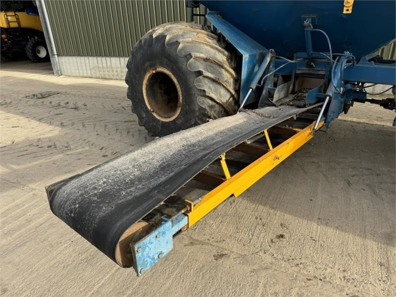 Tractor Ford 8210 Self Propelled Gravel Cart: foto 15