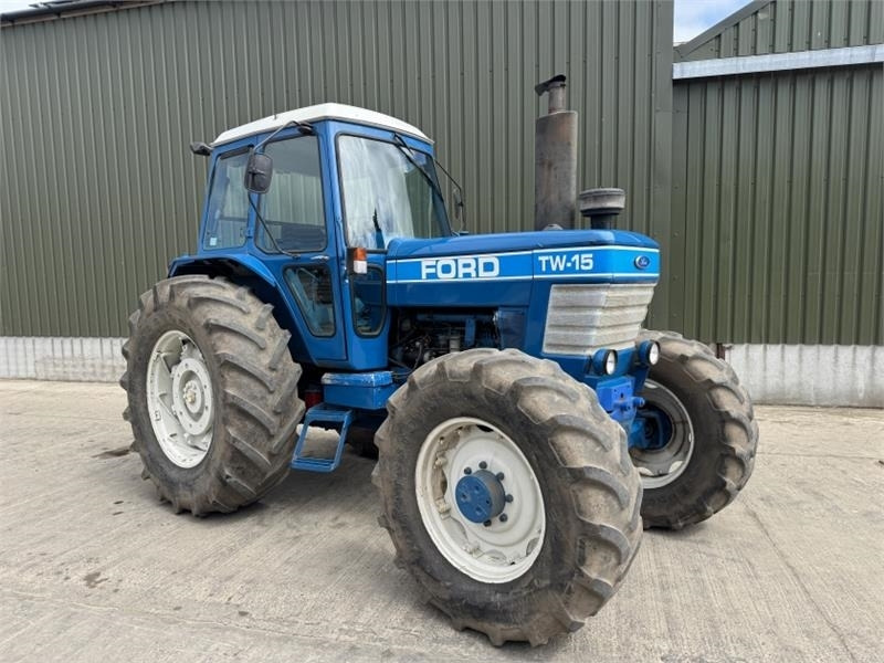 Ford Ford TW-15 - Tractor: foto 3 Ford Ford TW-15 - Tractor: foto 3