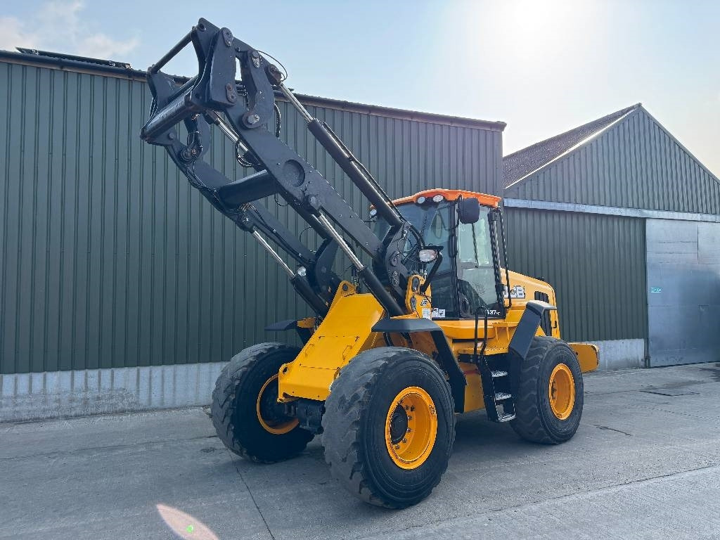 JCB 437 HT Agri - Cargadora articulada: foto 3 JCB 437 HT Agri - Cargadora articulada: foto 3