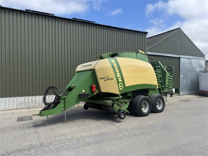Krone Big Pack 12130 Square Baler - Empacadora de pacas cuadradas: foto 1 Krone Big Pack 12130 Square Baler - Empacadora de pacas cuadradas: foto 1