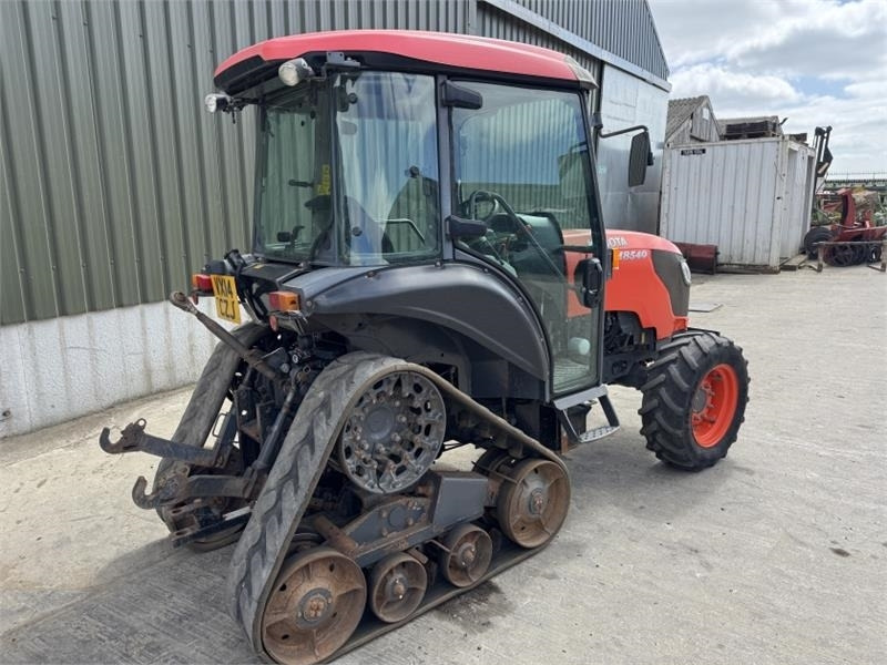 Kubota M8540 Narrow Half Track *85 HP* - Tractor: foto 4 Kubota M8540 Narrow Half Track *85 HP* - Tractor: foto 4