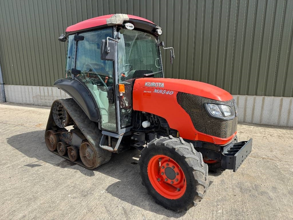 Kubota M8540 Narrow Half Track - Tractor: foto 3 Kubota M8540 Narrow Half Track - Tractor: foto 3