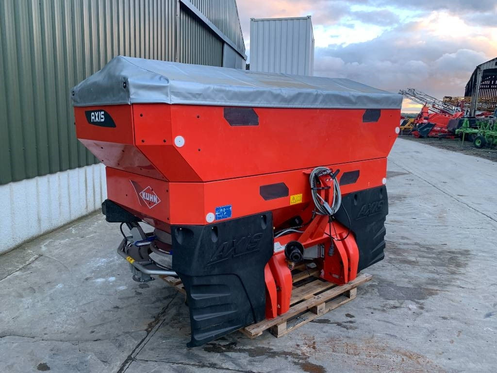 Kuhn 40.2 m-emc Fert Spreader - Esparcidor de fertilizantes: foto 2 Kuhn 40.2 m-emc Fert Spreader - Esparcidor de fertilizantes: foto 2