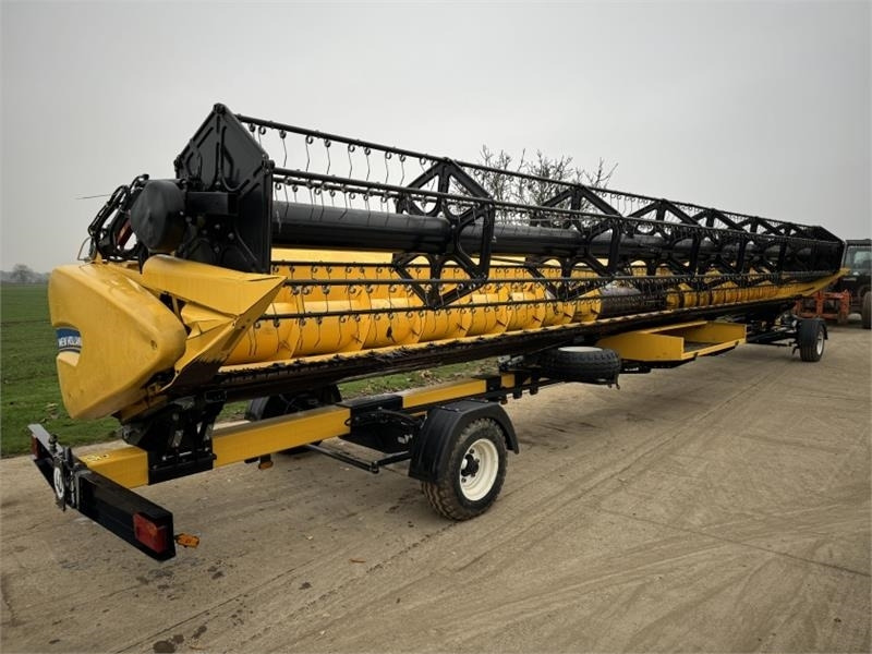 New Holland New Holland 41ft Varifeed Header - Accesorios para cosechadoras: foto 2 New Holland New Holland 41ft Varifeed Header - Accesorios para cosechadoras: foto 2