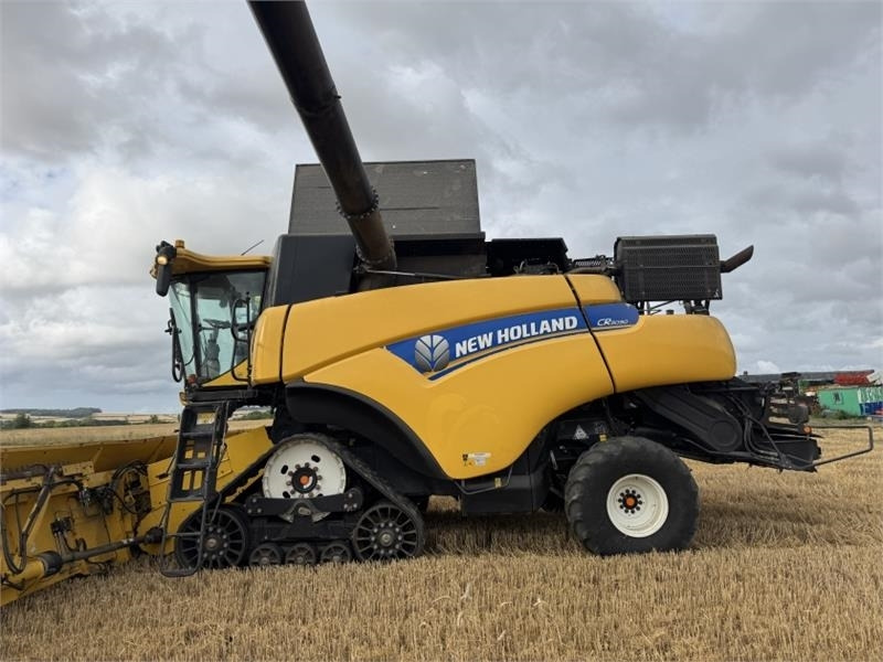 New Holland New Holland CR9090 Rotary Combine **Video Below** - Accesorios para cosechadoras: foto 2 New Holland New Holland CR9090 Rotary Combine **Video Below** - Accesorios para cosechadoras: foto 2