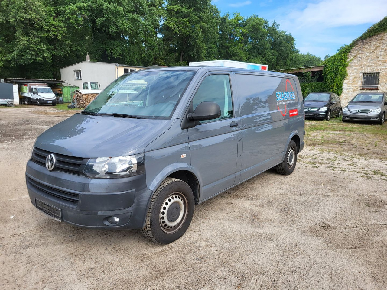 VOLKSWAGEN T5 Typ 7J0 - Furgón: foto 1 VOLKSWAGEN T5 Typ 7J0 - Furgón: foto 1