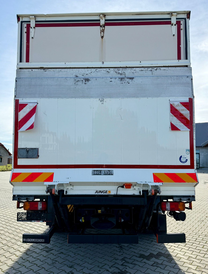 MAN TGM 18.290 / KONTENER / WINDA / 18 PALET / SYPIALKA / AUTOMAT / EURO 6 / 9 260 KG ŁADOWNOŚCI - Camión caja cerrada: foto 4 MAN TGM 18.290 / KONTENER / WINDA / 18 PALET / SYPIALKA / AUTOMAT / EURO 6 / 9 260 KG ŁADOWNOŚCI - Camión caja cerrada: foto 4