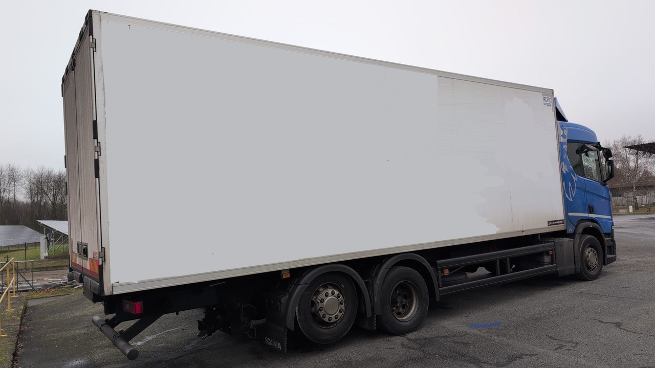SCANIA ZESTAW / CHŁODNIA / LAMBERET / 6X2 / 36 EUROPALET / SERWISOWANY / AUTOMAT / SYPIALKA - Camión frigorífico: foto 2 SCANIA ZESTAW / CHŁODNIA / LAMBERET / 6X2 / 36 EUROPALET / SERWISOWANY / AUTOMAT / SYPIALKA - Camión frigorífico: foto 2