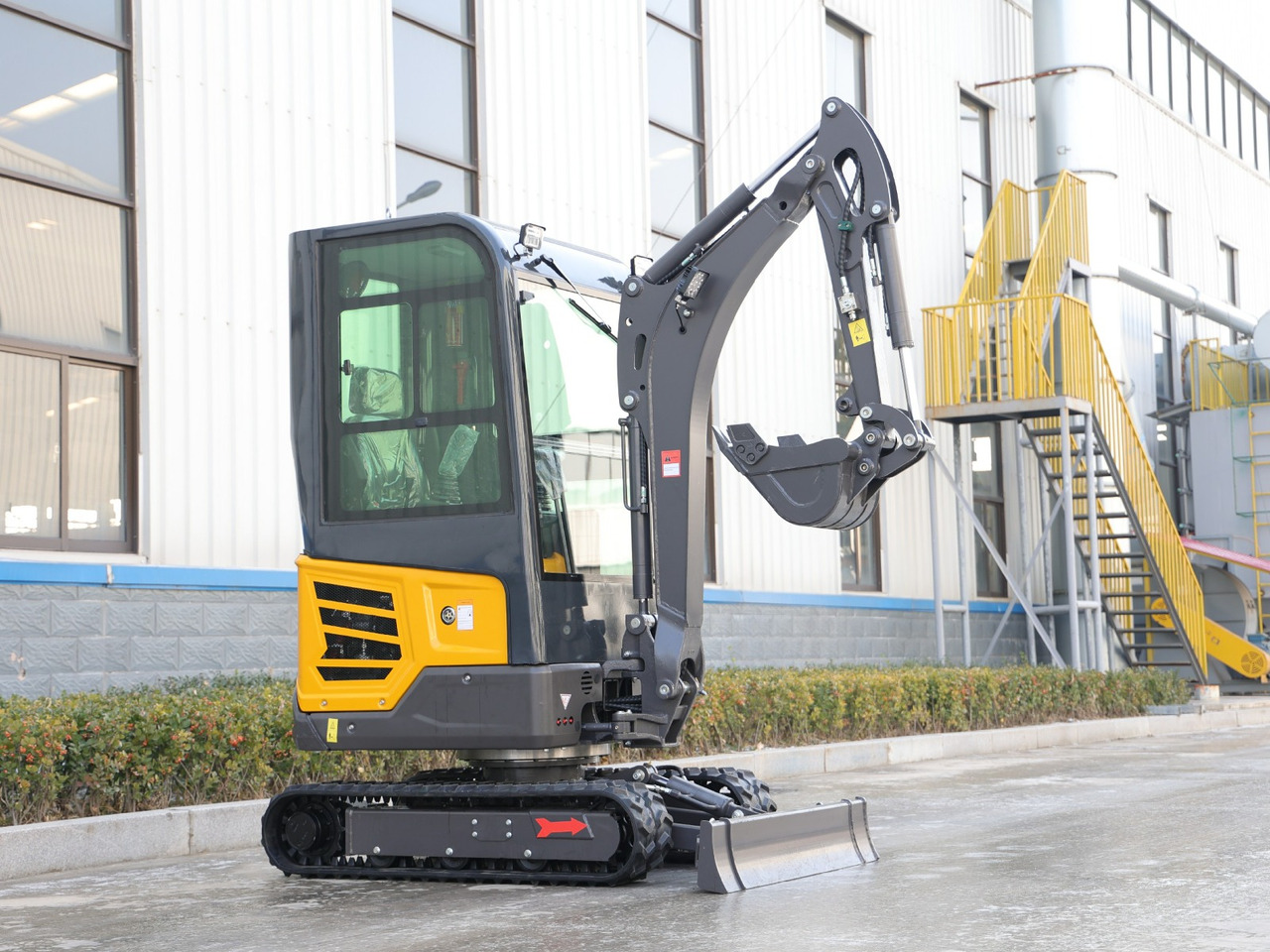 KUBOTA Diesel Mini excavator 2 Ton - Müller Machinery MB 20 - KSH - Miniexcavadora: foto 5 KUBOTA Diesel Mini excavator 2 Ton - Müller Machinery MB 20 - KSH - Miniexcavadora: foto 5