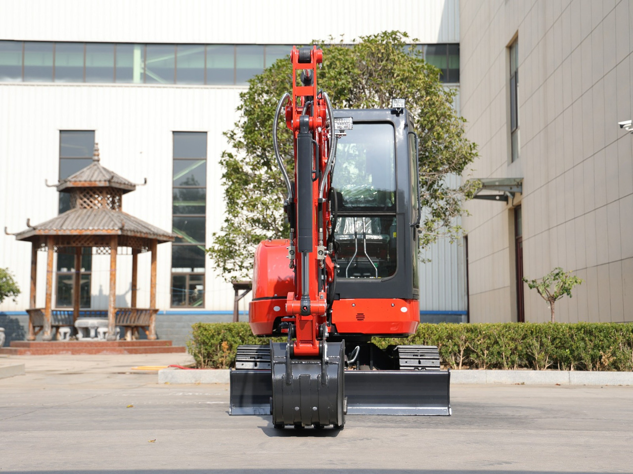 KUBOTA Diesel Mini excavator 3.5 Ton - Müller Machinery MB 35 Plus - VKSH - Miniexcavadora: foto 2 KUBOTA Diesel Mini excavator 3.5 Ton - Müller Machinery MB 35 Plus - VKSH - Miniexcavadora: foto 2