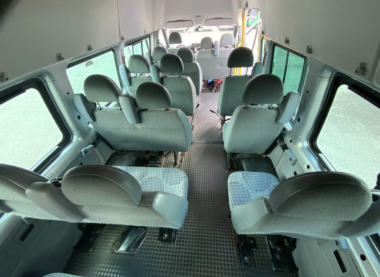 Minibús, Furgoneta de pasajeros Ford Transit: foto 12